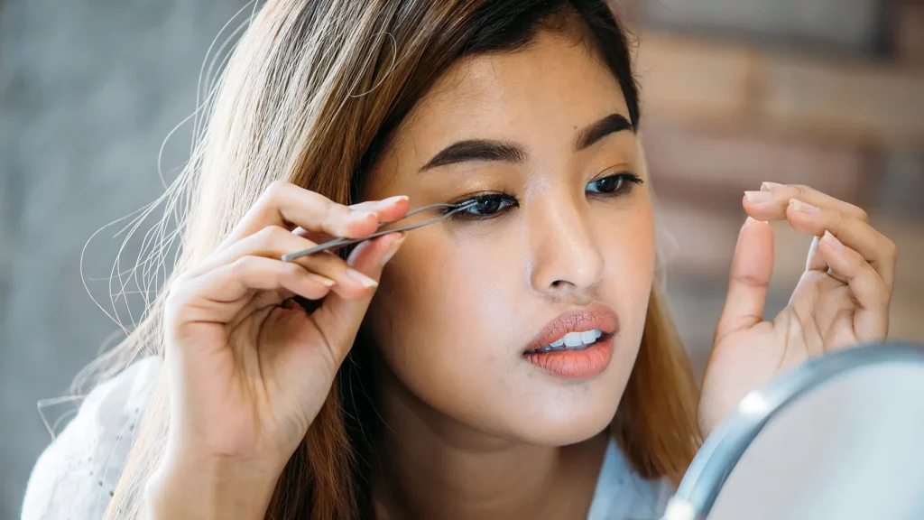 How Technology Enhances the Precision and Safety of Lash Treatments